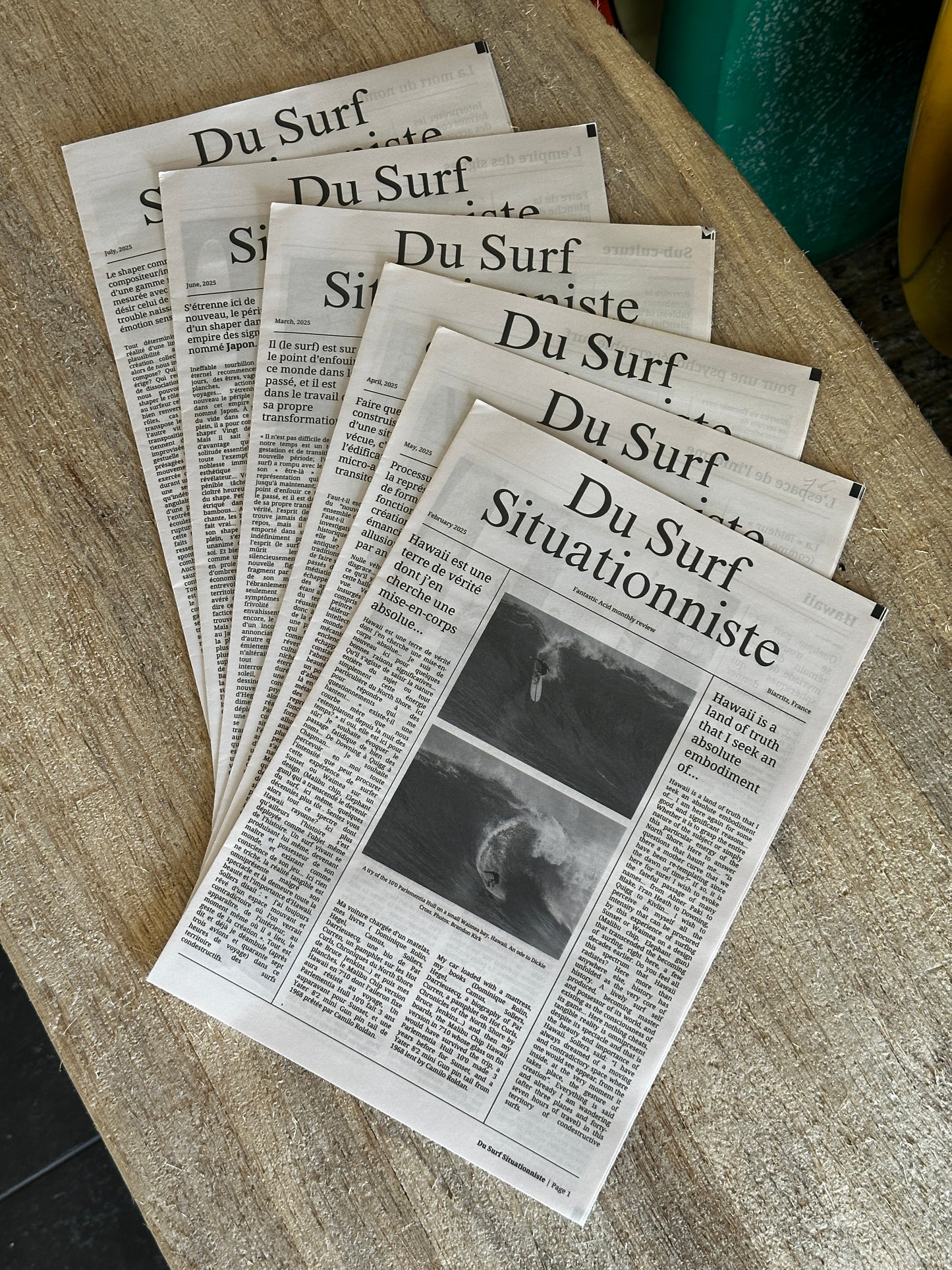 A bilingual surf newspaper by Tristan (Fantastic Acid)