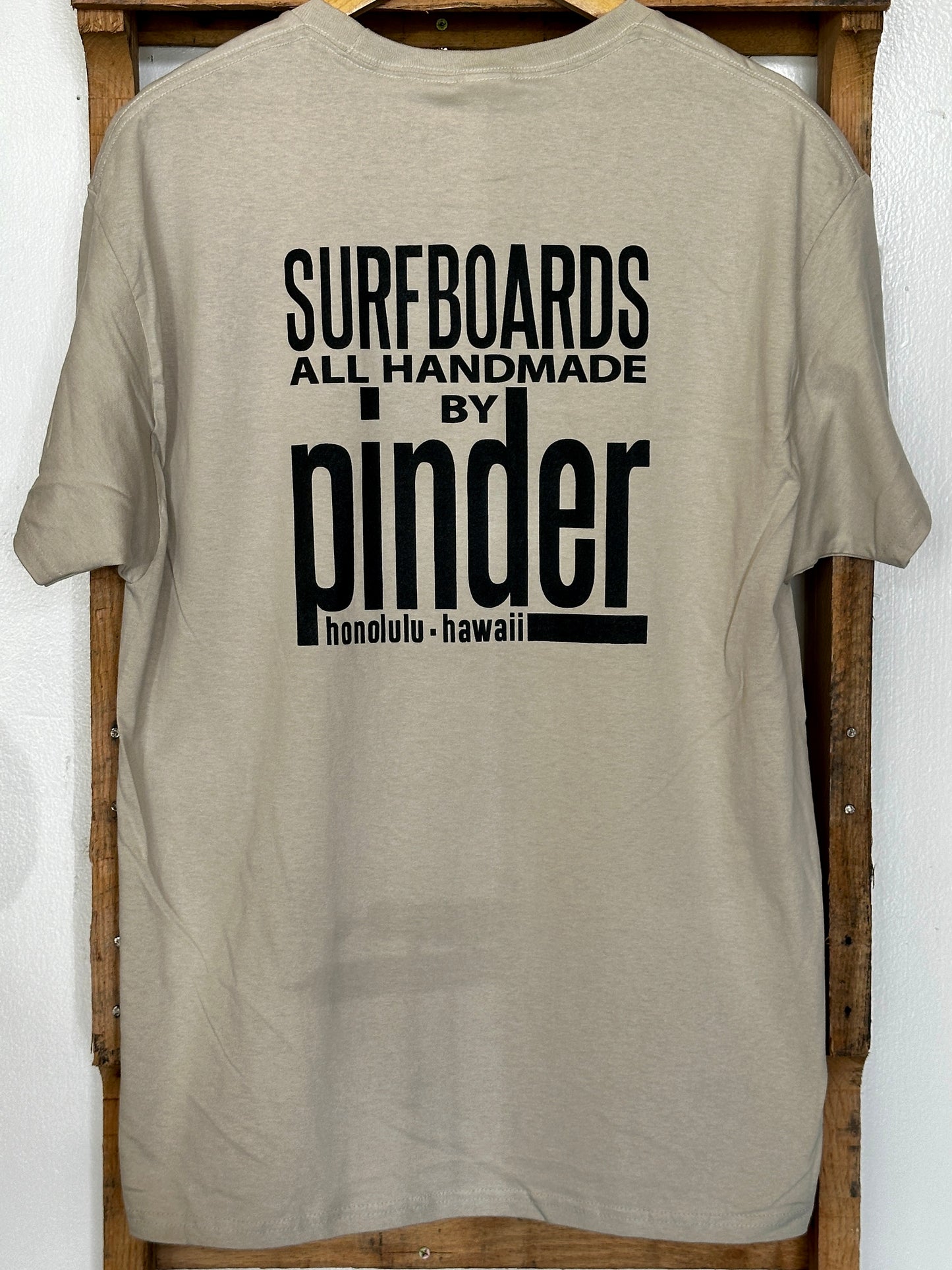 “All Handmade” Pinder T-shirt Sand